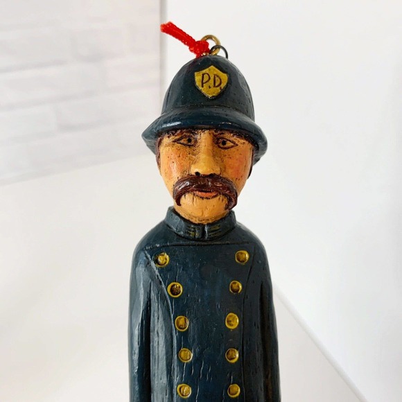 Kurt Adler Policeman Ornament Christmas Tree Blue Carved Look Resin 5.5” Cop VTG - Picture 5 of 6